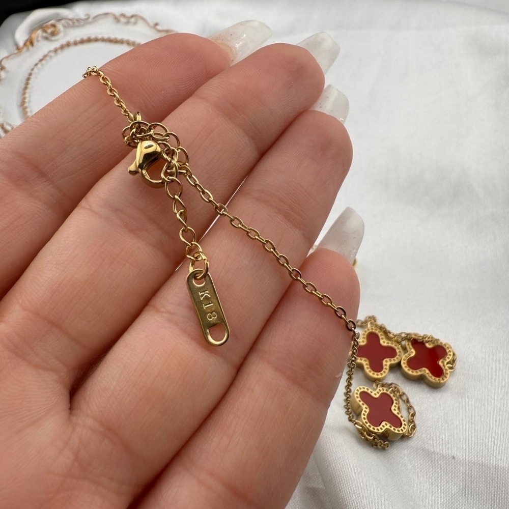 New! Alhambra 18k Gold Color plated and Red Clover Necklace - Picture 4 of 6